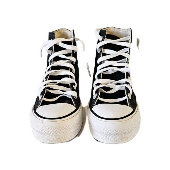 Converse All Star Tennis Shoes - Picture 3 of 6